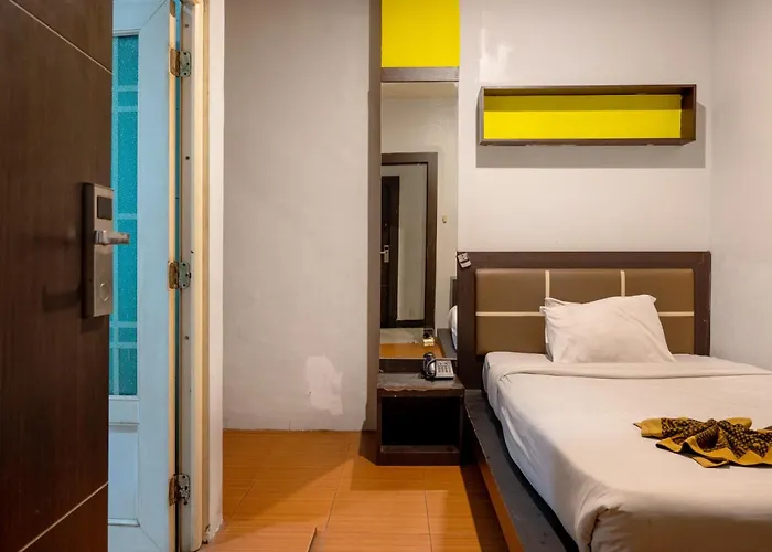 Majestiq Hotel By Tripletree Pekanbaru